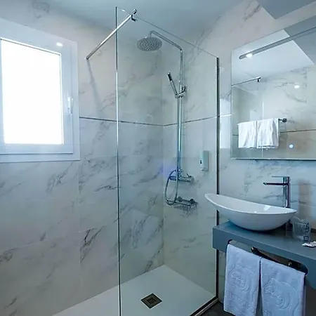Hotel Monopol 3*