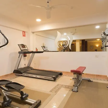 Monopol Hotel 3*