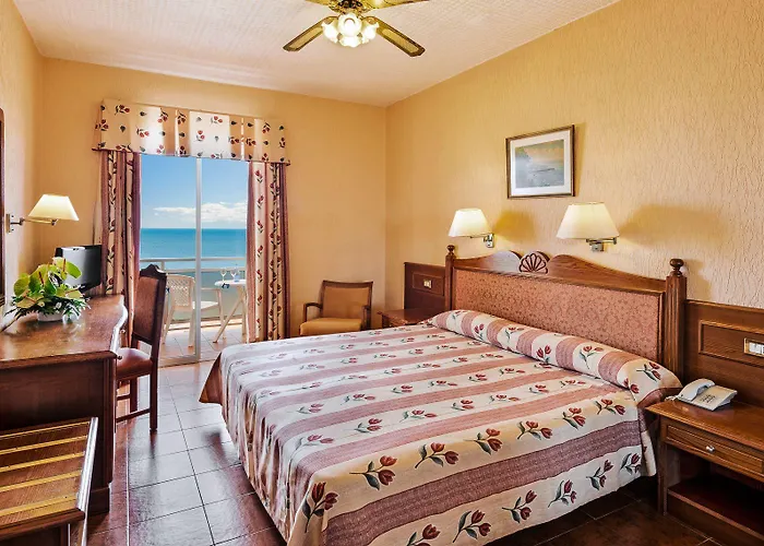 Monopol Puerto de la Cruz (Tenerife)