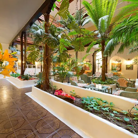 Monopol 3* Puerto de la Cruz (Tenerife)