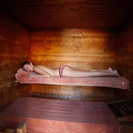 Hotel Monopol 3*